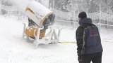 Zima na horách zaměstnává tisíce lidí