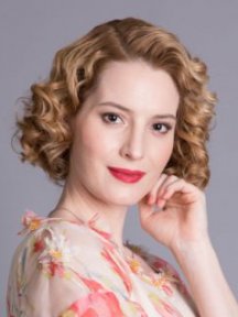 Katarína Šafaříková