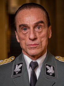 André Hennicke