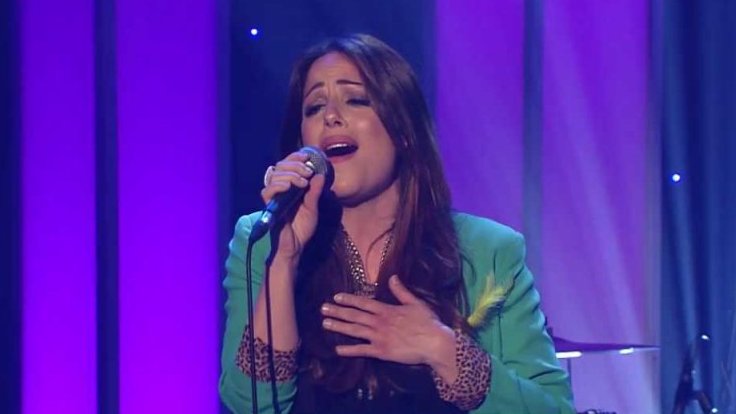Pomozte dětem: Ira Losco – Walk On Water