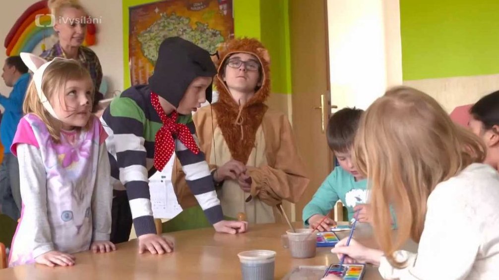 Vzdělávací divadélko s malováním sádrových odlitků z vlastní dílničky