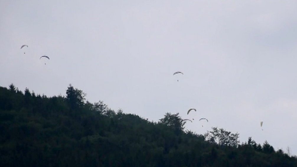 Paraglidisté