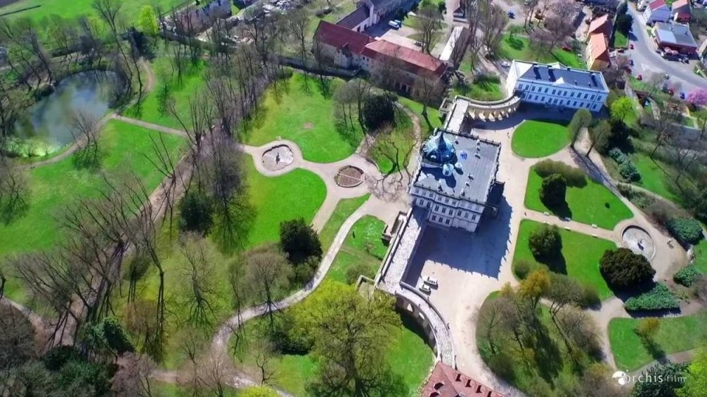 Ojedinělý zámek