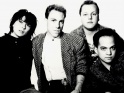 Pixies, zleva Kim Deal, David Lovering, Black Francis, Joey Santiago, 2. pol. 80. let