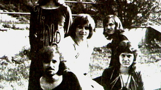 Bacily (vpředu zleva Jan Neckář, Josef Kůstka, vzadu Jindřich Vobořil, Václav Neckář, Jaroslav Vondrák, 1977)