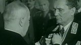 Vyznamenání pro maršála Píku a vojenská přehlídka na Strahově (1946)