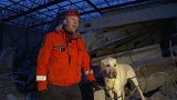 Záchranáři se psy nacvičovali v sutinách