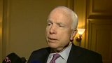 McCain kritizoval prezidenta Zemana