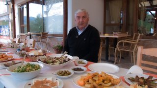 Vůně kyperské kuchyně s Miroslavem Donutilem