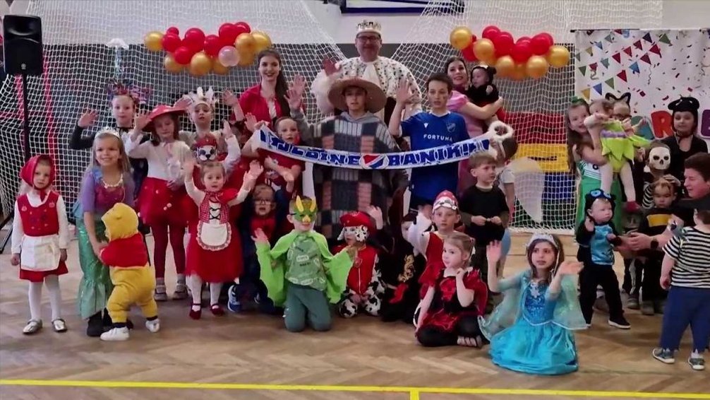 Dětsk&yacute; ma&scaron;karn&iacute; ples v Javorn&iacute;ku
