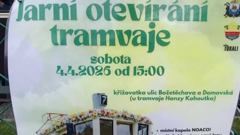 Komunitn&iacute; akce u tramvaje Kom&aacute;rek v Hrabov&eacute;