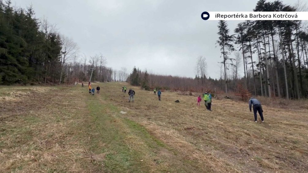 Lyžaři po lyžař&iacute;ch v Křeme&scaron;n&iacute;ku