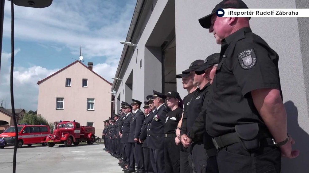 Otevřen&iacute; hasičsk&eacute; zbrojnice v Česk&eacute; Skalici