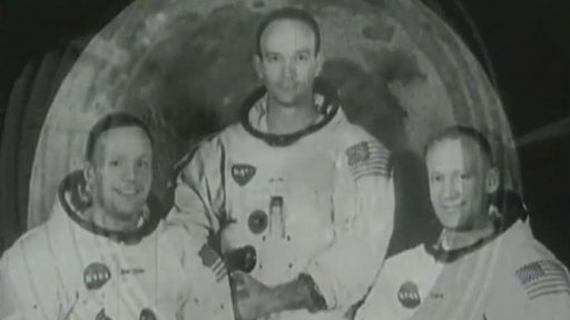 Jako první člověk vystoupil na povrch Měsíce americký astronaut Neil Armstrong