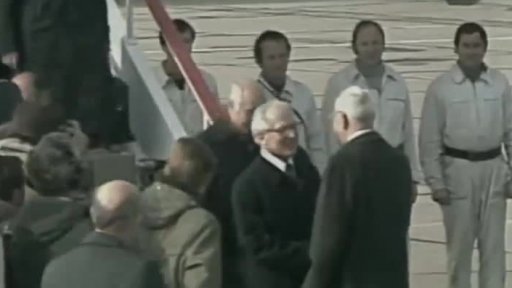 Prahu navštívil na pozvání Gustáva Husáka Erich Honecker