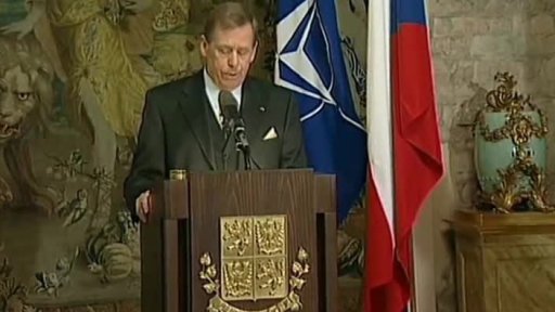Česká republika se stejně jako Maďarsko a Polsko stalo členem NATO