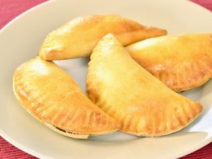 Španělské emapanadas s tuňákem
