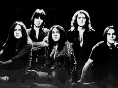 Rainbow, zleva Jimmy Bain, Cozy Powell, Ronnie James Dio, Ritchie Blackmore, Tony Carey, 1976-77