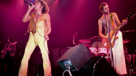 The Who live, v popředí Roger Daltrey a Pete Townshend 1969