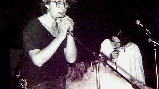 Národní třída (zpěvák recitátor a textař Jáchym Topol společně s Martinem Sochou, live na Opatově cca 1986)