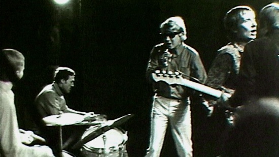 Samuels (live zleva asi Mirek Čech, Aga Douša, Miki Volek, Petr Kaplan a Přemek Kaplan, cca 1968)