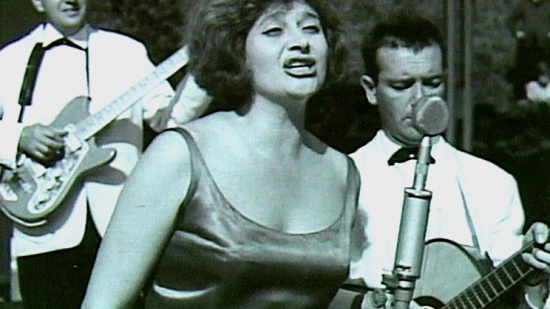 Kučerovci (live na LVT, v popředí Marta Kučerová, 1965)