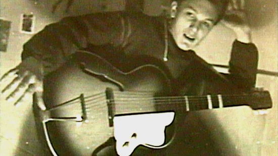 Tiene (zpěvák Vasko Velčický coby teenager, 1961)